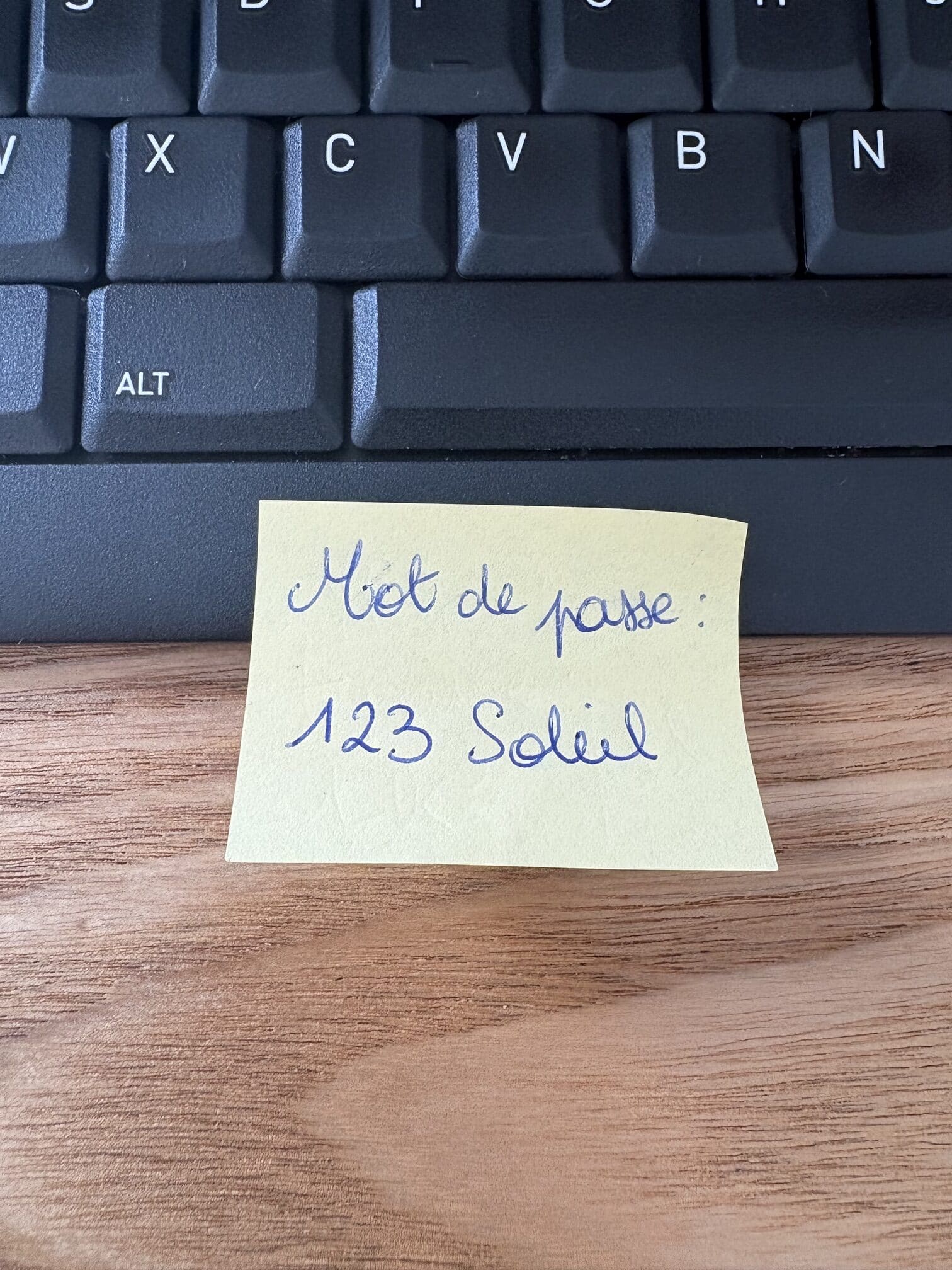 Lire la suite à propos de l’article Cybersécurité : les bonnes pratiques à adopter (sans être un expert)